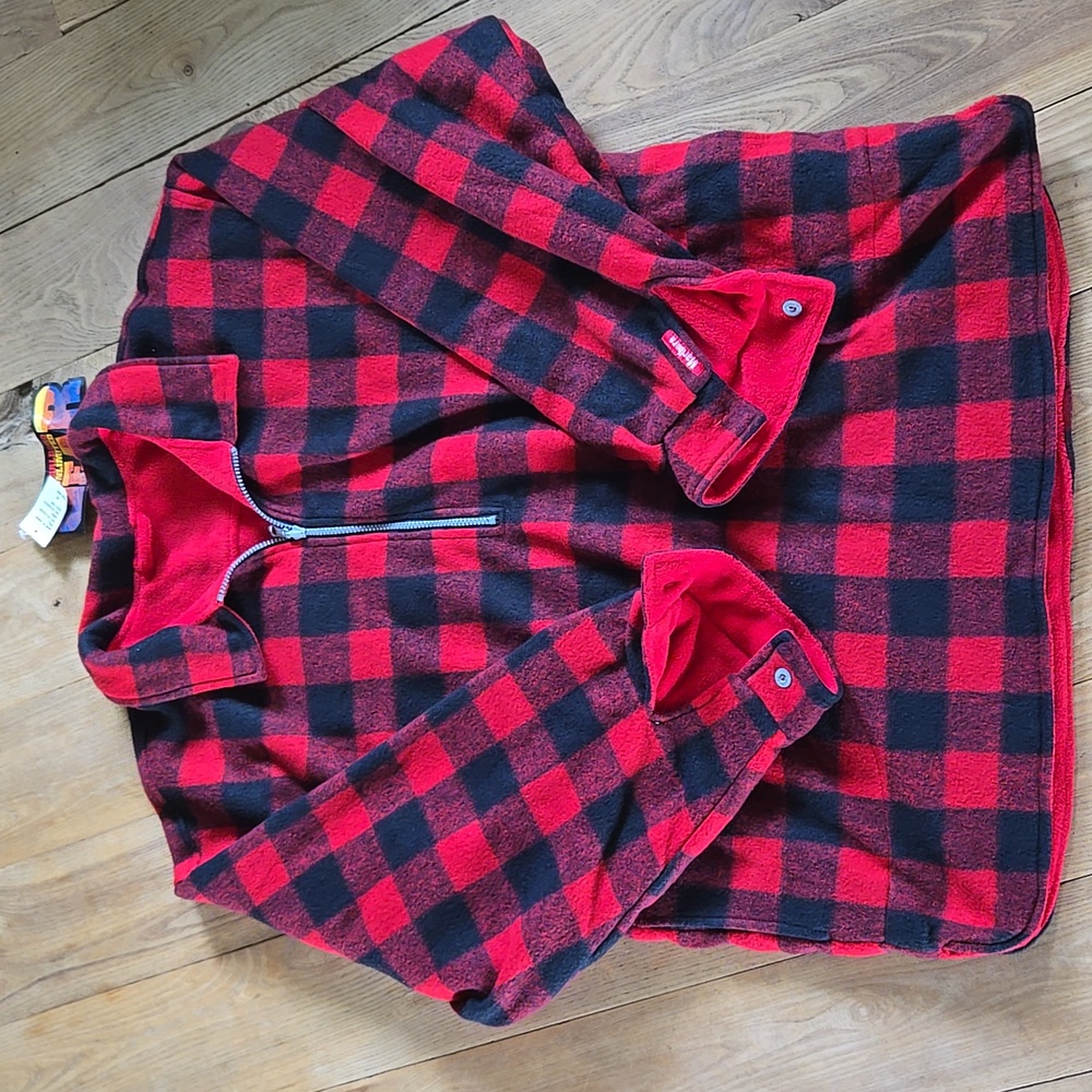 Marlboro Red and Black Plaid Fleece Reversible Pullover, XXL